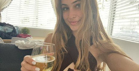 yourgirlzoey pornstar perfect galleries