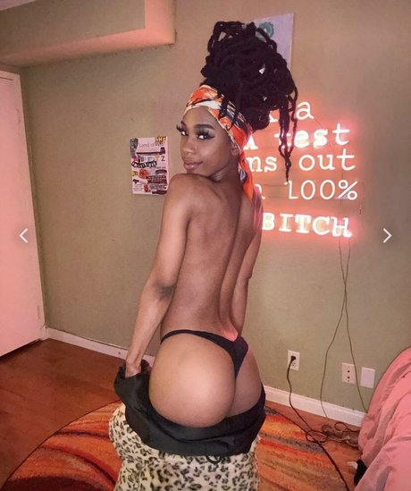 Urfavgirlfriend nice star image