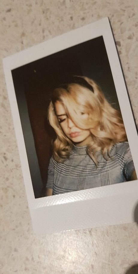 Tommi Terror pornstar erotic photos