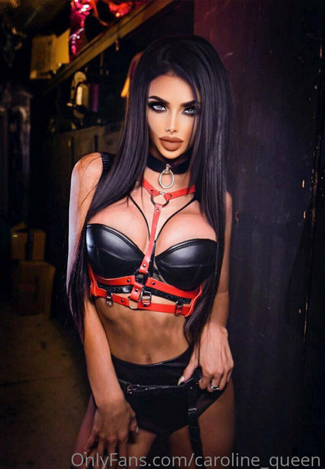 Caroline Queen nice star photos