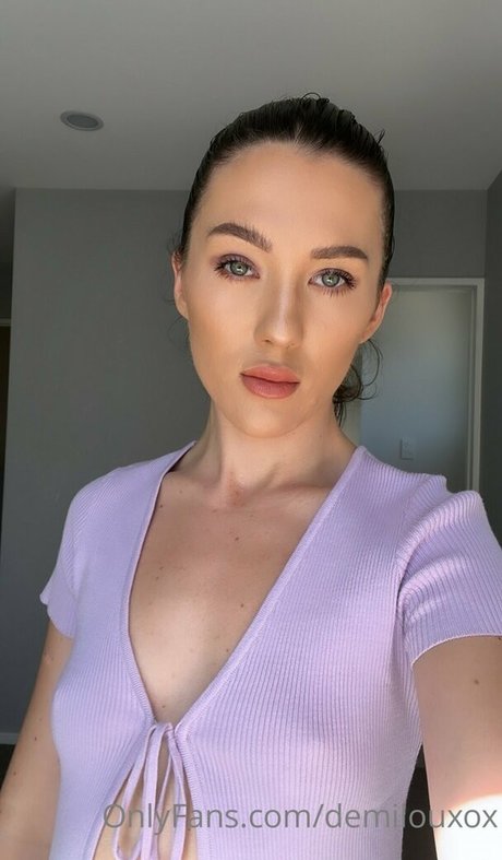 demilouxox nudes pornstar galleries