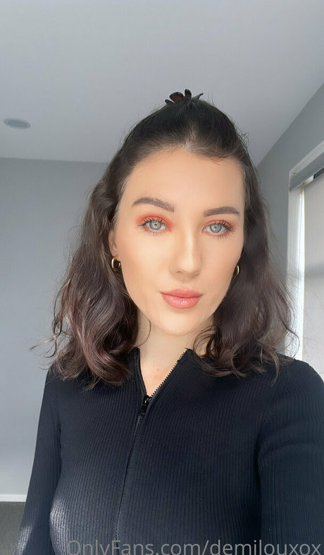 demilouxox sex model galleries