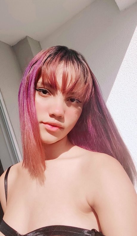 nin lala porn star pics