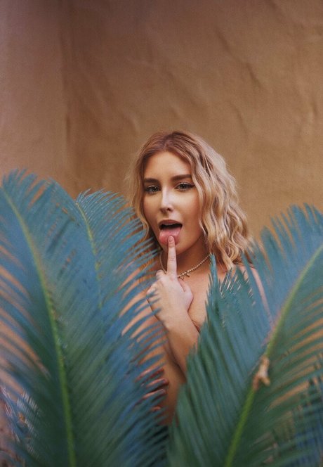 anastasiawoods model sexy pic