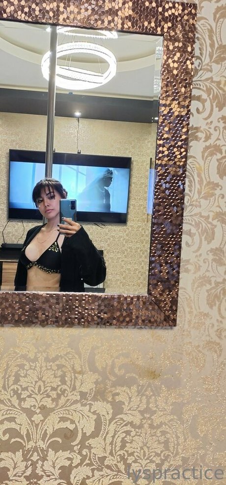 curvy girls onlyfans best photo