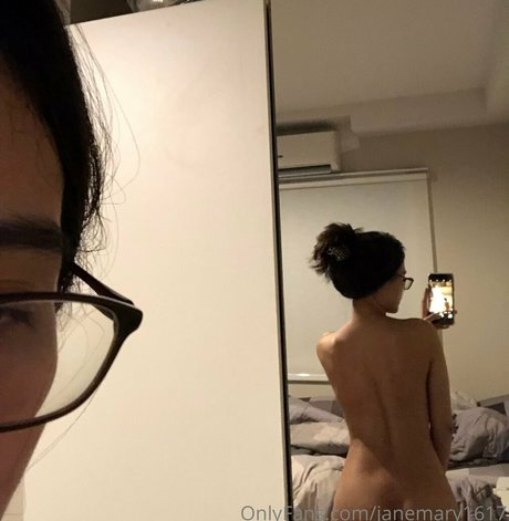 janemary1617 top model pic