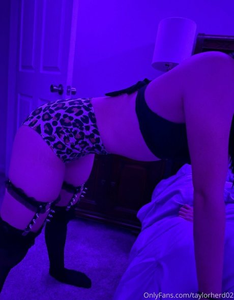 taylorherd02 nudes pornstar photo