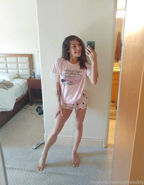 sophiasultry exclusive actress photos