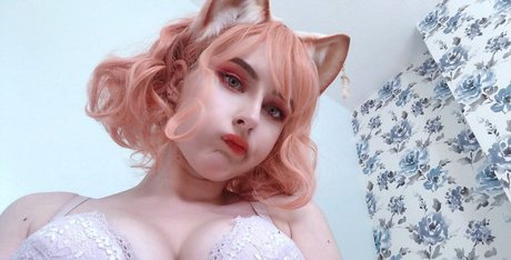 axaebe erotic model picture