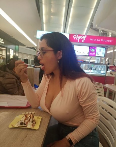 Vivi Becerra pornstar xxx images