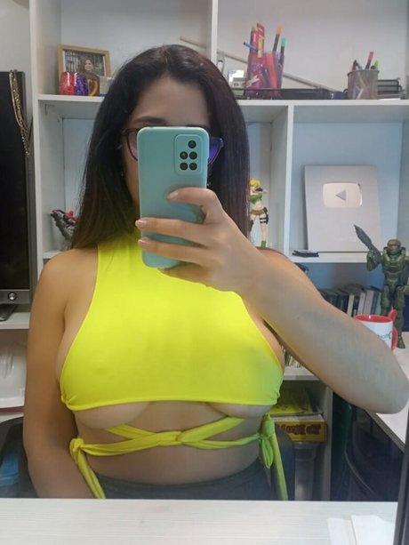 Vivi Becerra sex model pictures