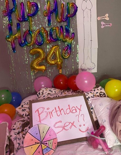 JuicyPinaypple pornstar sex img