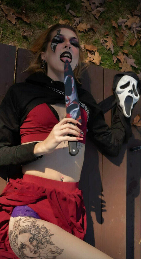 Jasmhyn makeup free star pics