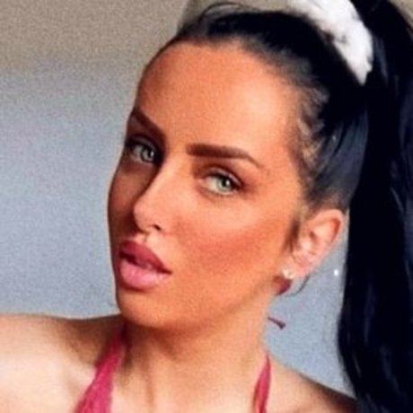 Lingerieandcorsets nice actress image