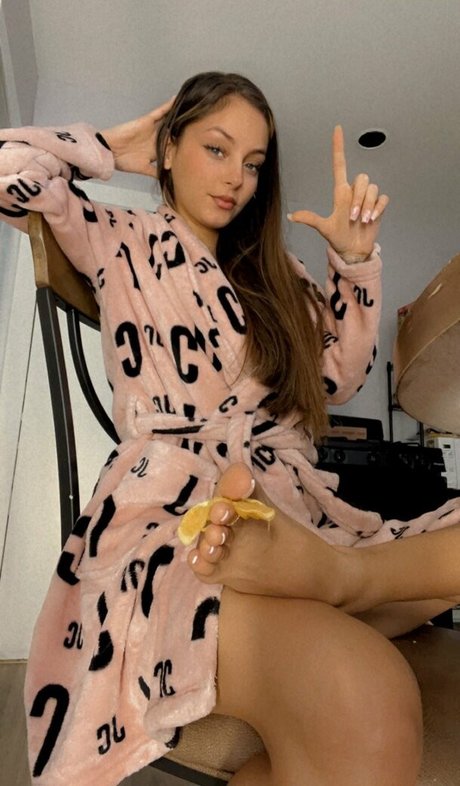 therealraneesax pretty star picture