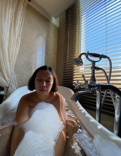 extreme squirt onlyfans porno pics