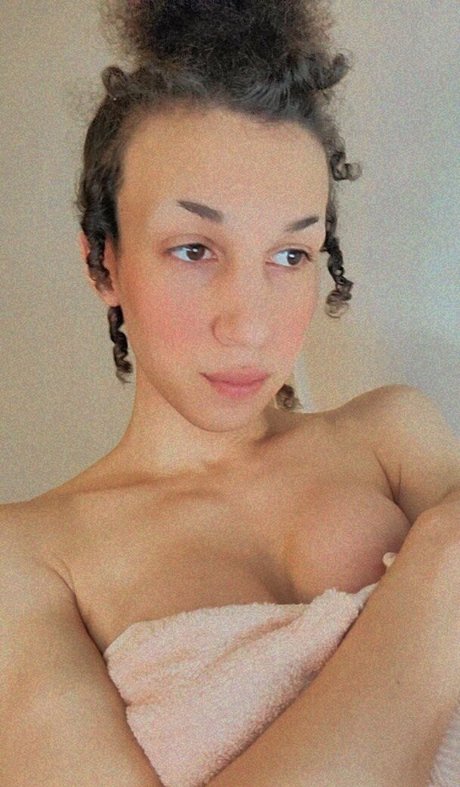 jadedwaifuwu model naked photo