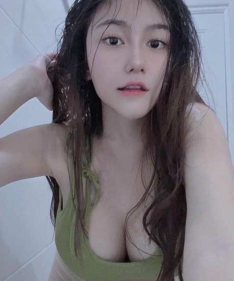 f manatsanan model free pics