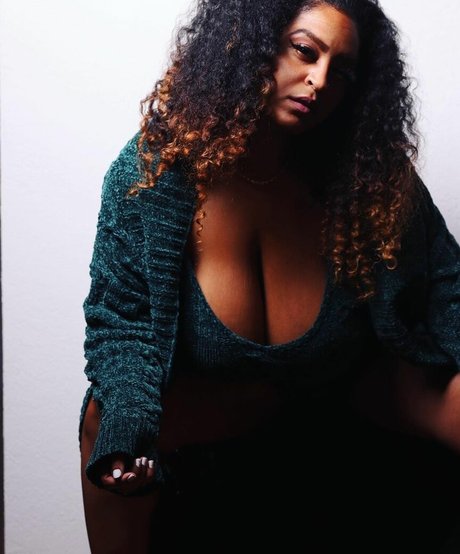 theProfessorGAIA model free photos