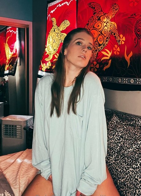 emilia muunn pornstar nice archive