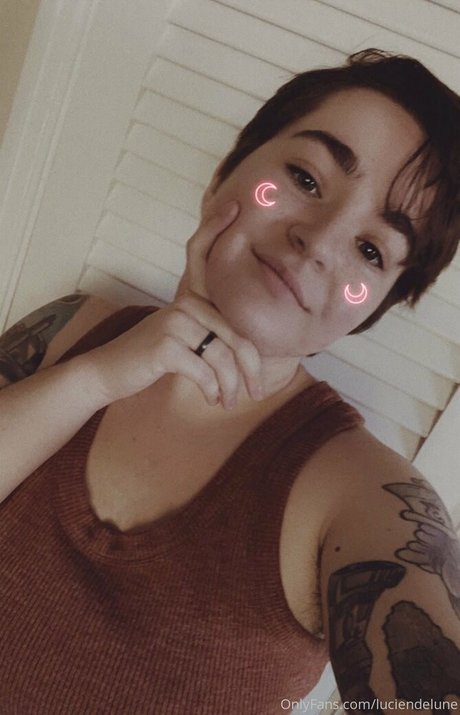 luciendelune naked model pictures