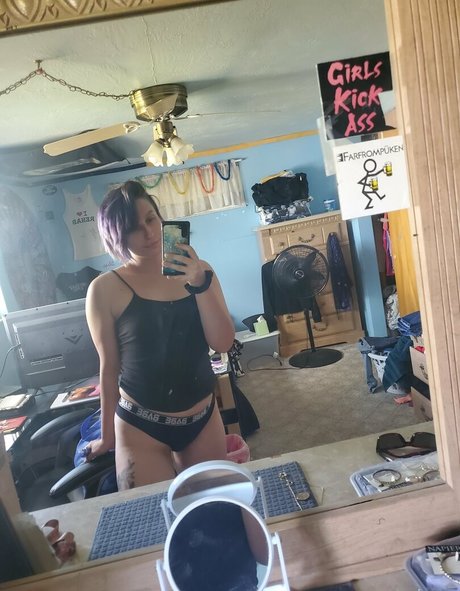 asherridesfree model perfect photos