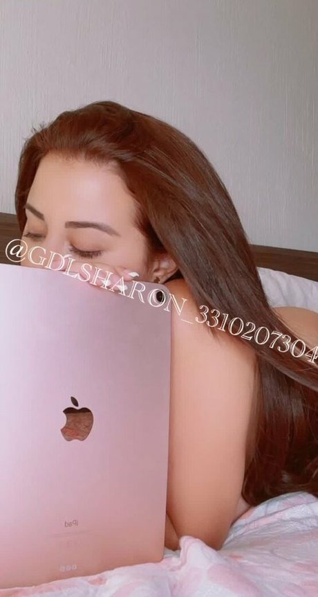 Sharon GDL nude actress images