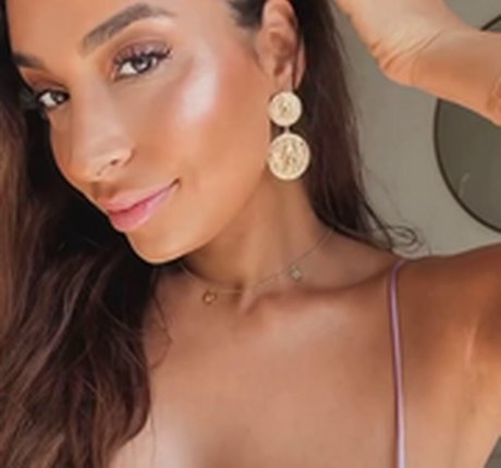 Lamiya Slimani nude actress pics