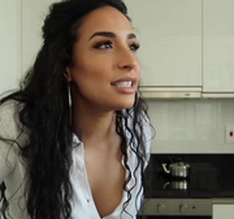 Lamiya Slimani perfect model photo