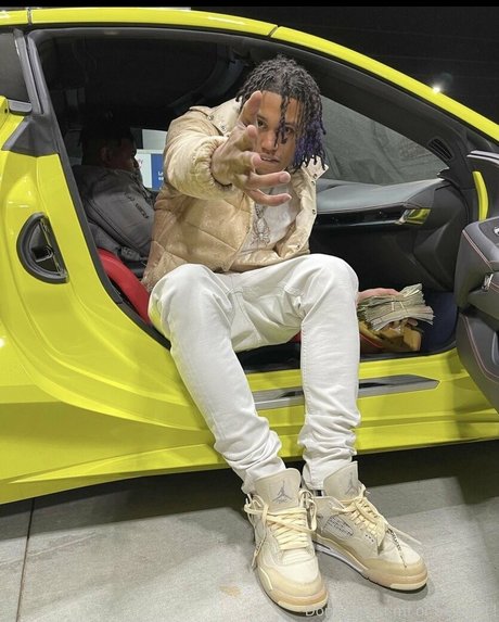 rightcheekxx pornstar hot photos