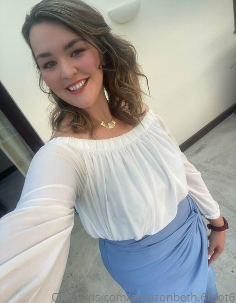 amazonbeth 6foot6 pornstar perfect photos