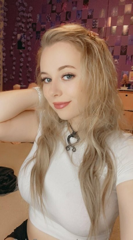 carmennem pornstar art archive