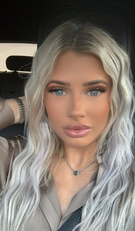 Caitrhx hot actress archive