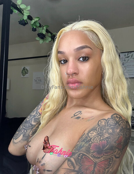 tiahnie star exclusive image