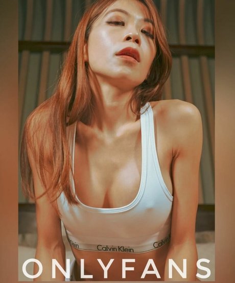 Avrillee999k star erotic picture