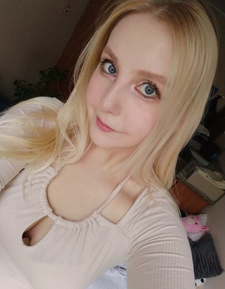 aestheticusernameuwu perfect actress pic