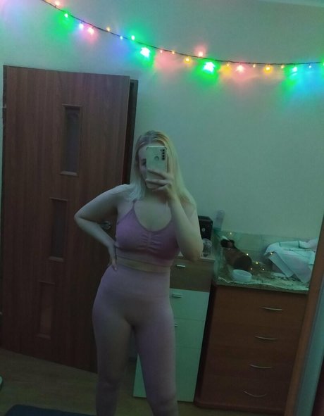 aestheticusernameuwu free actress picture