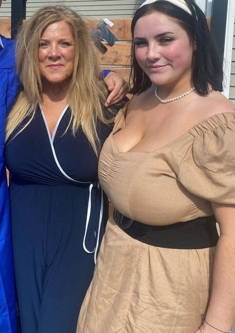 Kenzie A star hd pictures