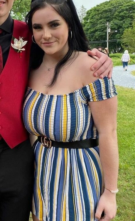 Kenzie A model xxx picture