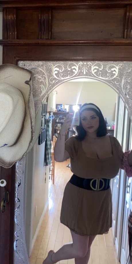 Kenzie A nice model picture