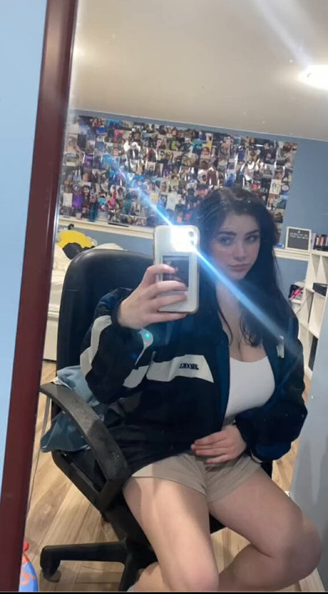 Kenzie A hot pornstar images