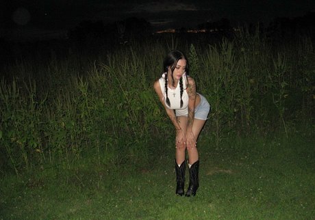 Madylina Renee xxx model pics