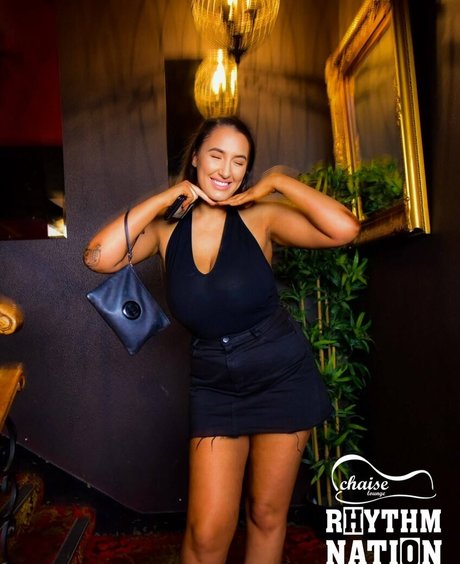 cuckquean onlyfans beautiful nude gallery