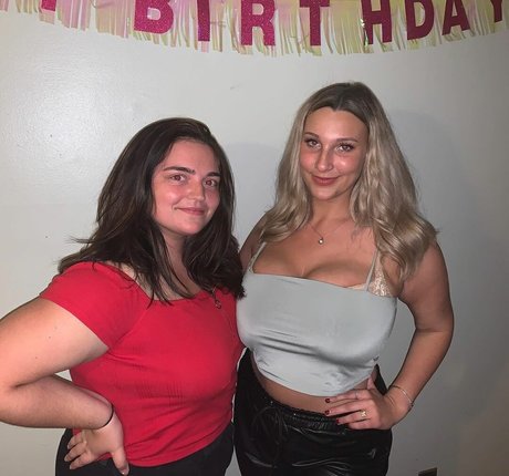 Livipip pornstar nude images