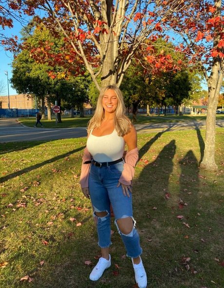 Livipip pornstar art photo