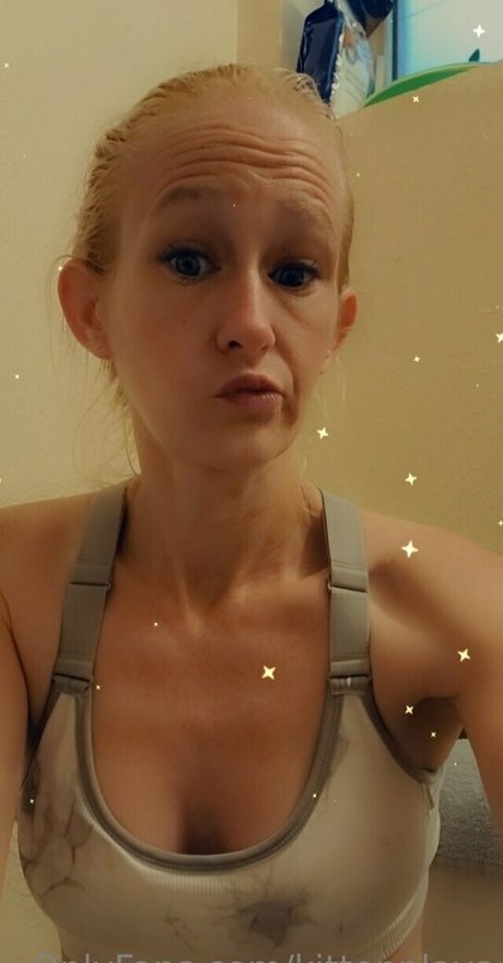 kittenplays naked star gallery