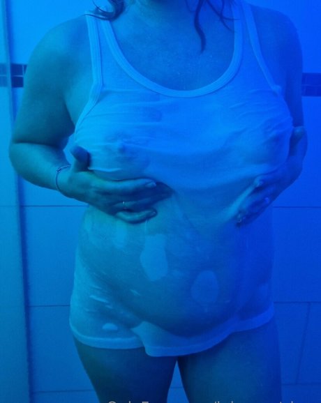 luisanextdoor porn model image