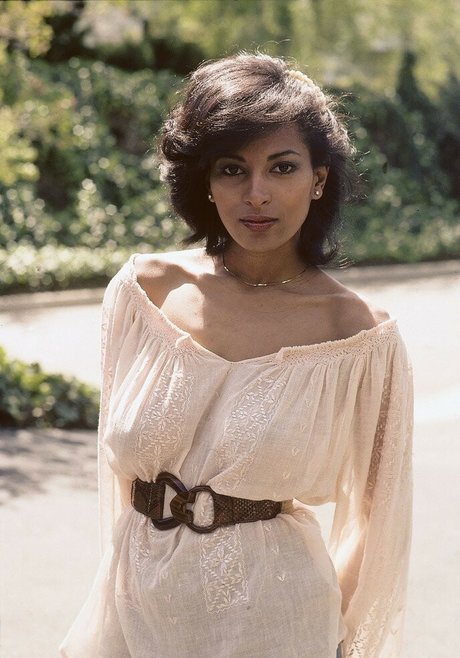 Pam Grier model porn pictures