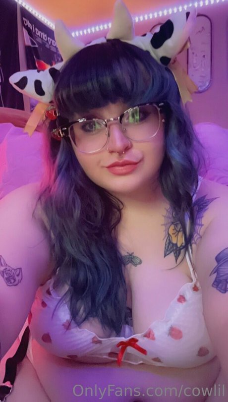 cowlil beautiful model pictures