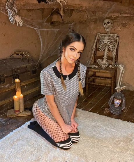 bekansfw actress pics